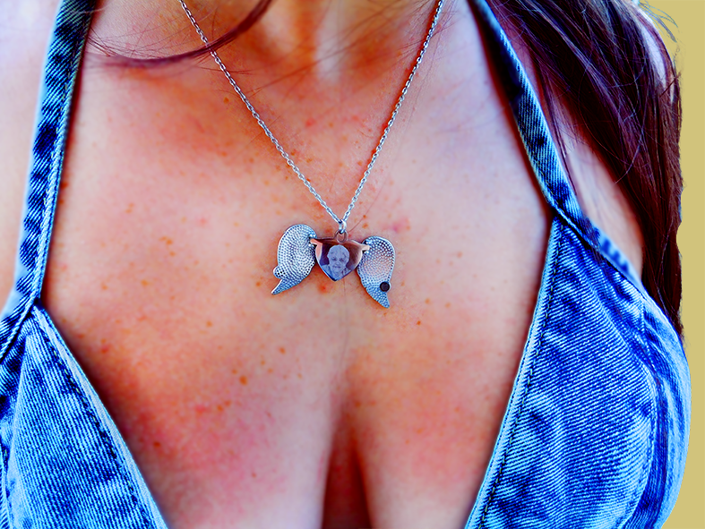 fotoincisione cuore acciaio ali collana